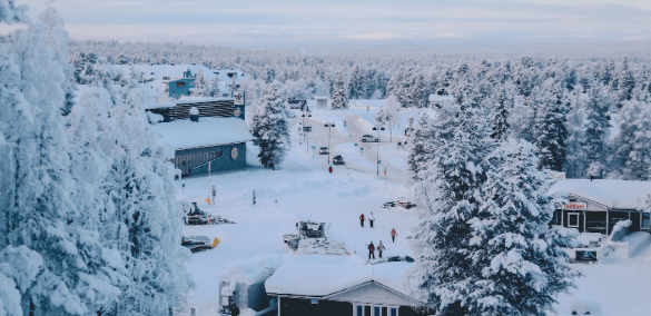 Unforgettable Lapland Activities for All Ages: A Family-Friendly Adventure - SimCorner®