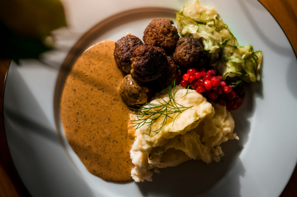 Tasting Sweden: Culinary Tours and Unforgettable Food Experiences