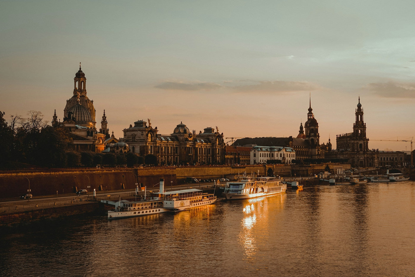 Discovering Timeless Traditions: Exploring the Oldest Christmas Market in Dresden - SimCorner®
