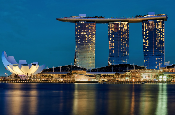 Marina Bay Sands: A Contemporary Marvel in Singapore