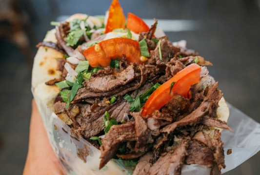 Unveiling the Culinary Marvels: Iconic Street Eats in Qatar