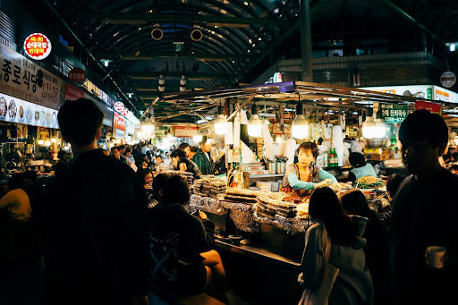 Gwangjang Market Must-Try Foods: Unveiling Culinary Delights for Foodies
