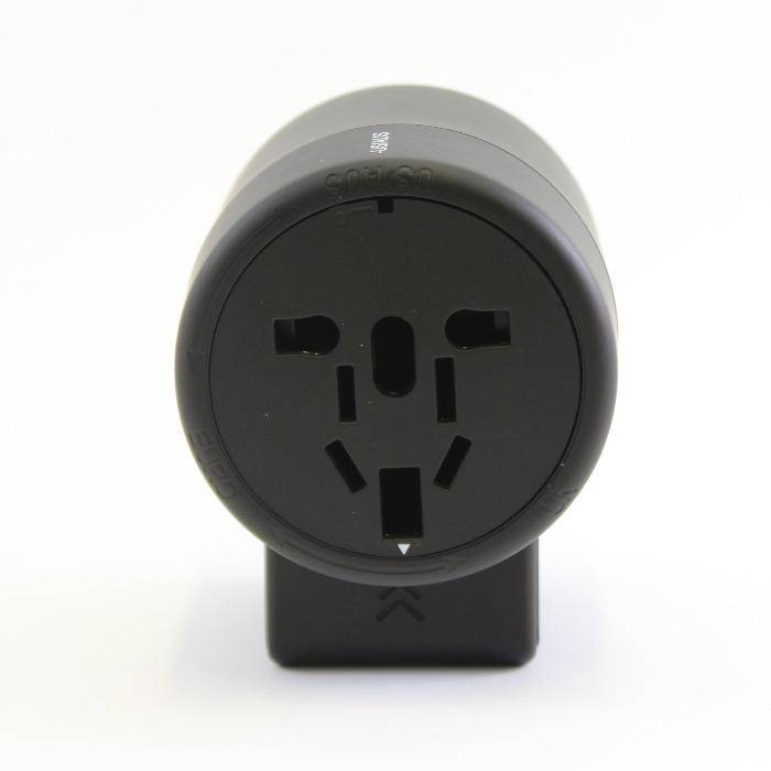 universal-travel-power-adapter-with-usb